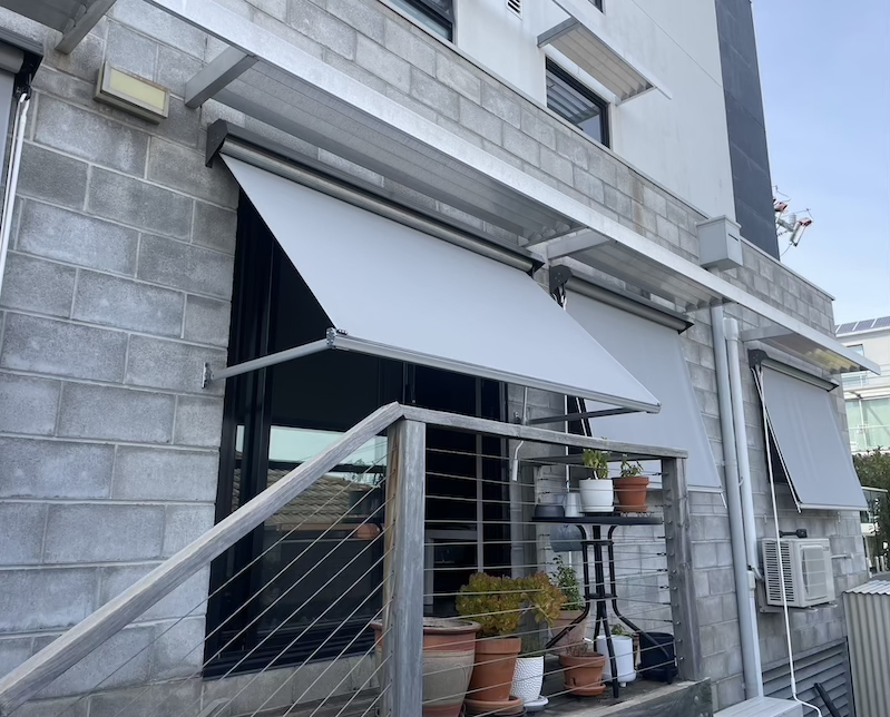 Pivot arm awnings in melbourne